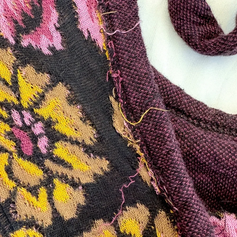 Free People Boho Tapestry Floral Puff Sleeve 100% Cotton Purple Gold Black Sz Sm - Picture 5 of 5